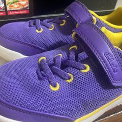 Clarks purple shoes size 2F