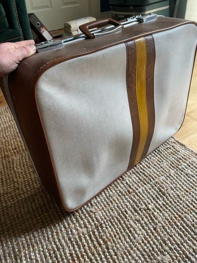 Suitcase- Vintage