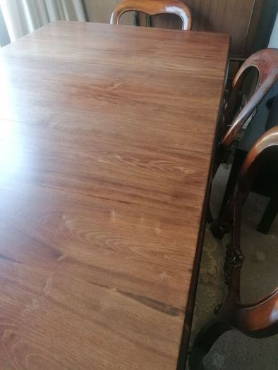 Solid Timber Extendable Dining Table & 6 Matching Chairs