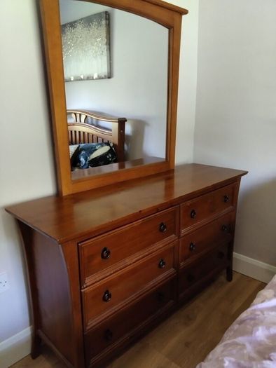 Bedroom suite