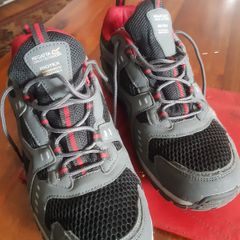 Regatta isotex size 8