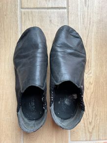 Dance shoes split sole size UK1