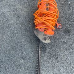 Black & Decker Hedge Trimmer
