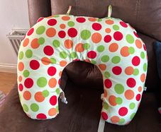 breastfeeding pillow