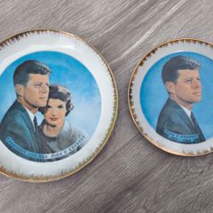 Vintage John F. Kennedy & Jackie Kennedy Commemorative Plates. Set of 2