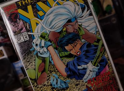 The Uncanny X-Men ! Issue #312 ! Storm & Yukio at The Mercy of Phalanx ! 1994 ! by Marvel !