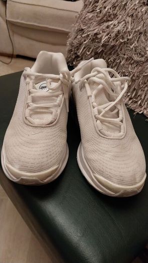 Nike size 4 perfect immaculate were 120