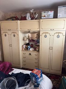 wardrobe vintage 3 piece set.read full ad