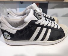Adidas originals White Black Superstar Adicolor BK6 NYC Sneakers 10.5 trainers runners