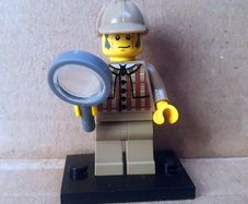 Lego CMF Series 5 COL05-075: Detective (2011) Price Includes P&P