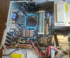 Gigabyte GA-78LMT-USB3 - AM3+ with case