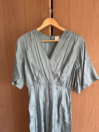des petits hauts pale sage green midi dress size 1 (8-10)