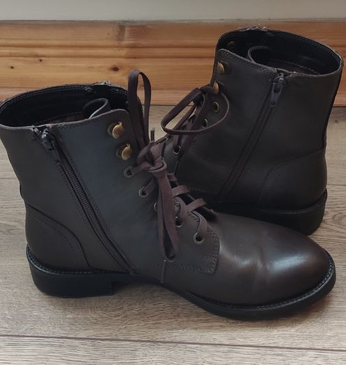 S. Oliver leather ankle boots size 39/6