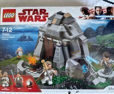 Lego 75200 Star Wars Ahch-To Island Training