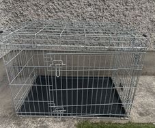 Dog crate medium