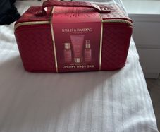 ladies wash bag