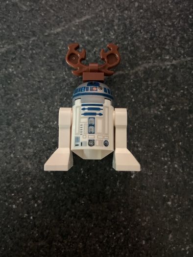 LEGO Star Wars  Reindeer R2-D2