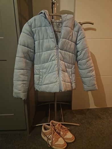 girls nike runners and winter coat included in price