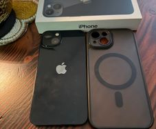 IPhone 13 128GB Midnight black Unlocked
