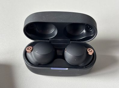 Sony WF1000XM4 Noise Canceling Wireless Earbuds