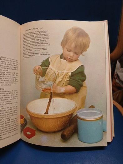 Frankly Feminine (1965)