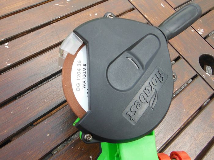 Chain sharpener chainsaw