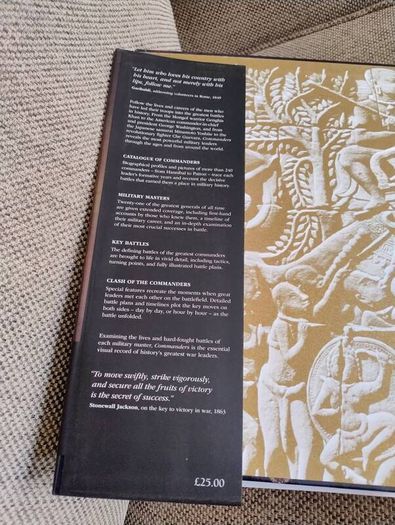 Commanders history's greatest military leaders by R G Grant hardback with dustcover in very good condition coffee table size book 350 pages FREE STANDARD POSTAGE INCLUDED