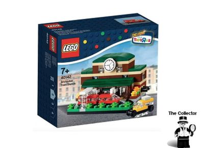 LEGO 2015 Bricktober Train Station ToysRUs Exclusive 40142 Brand new and sealed