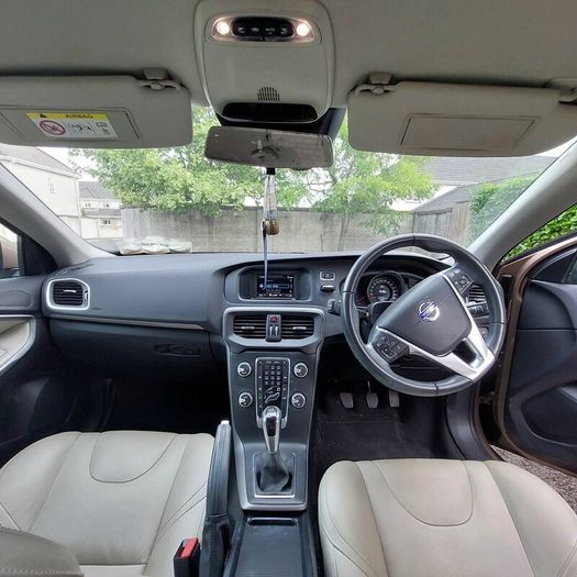 Volvo V40 2016