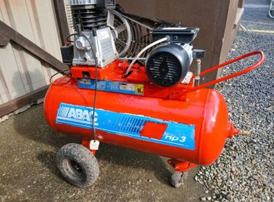 Air compressor