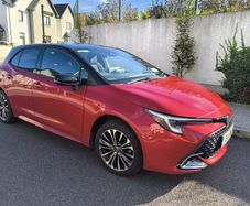 Toyota Corolla Luna Sport Hatchback 2024