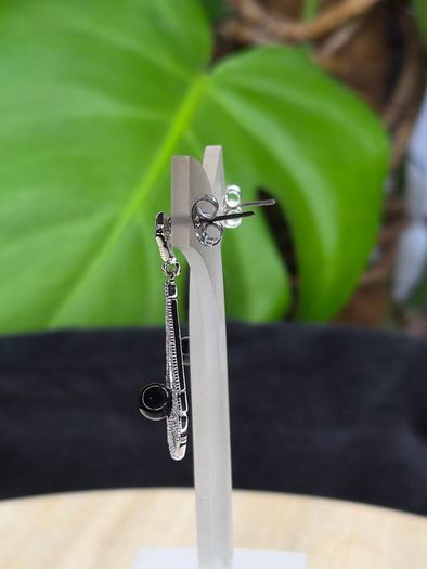 Newbridge Silverware Greta Garbo Collection Drop Earrings Boxed