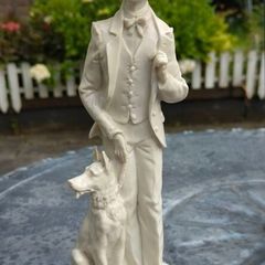 Porcelain " Victorian Gentleman". Auro Belcari. circa 1980