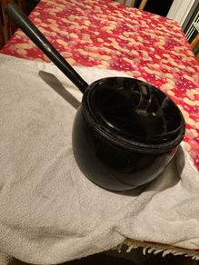 Old Vintage Black Pot with Handle. (Anglo 12 Pints) on lid.