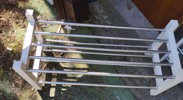 Pair of shoe racks (26182)