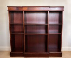 Sturdy bookcase