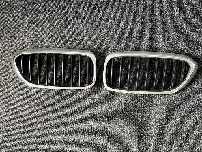 Bmw 5 Series G30 G31 Centre Grille 2017-2020