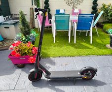 Xiaomi Pro 4 2nd Gen scooter