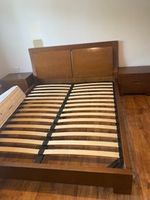 Kingsize bed