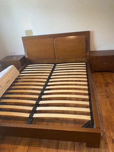 Kingsize bed