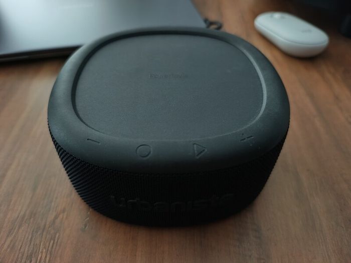 Urbanista Malibu Solar Speaker