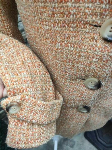 Wallis tweed style blazer size 8 Postage included