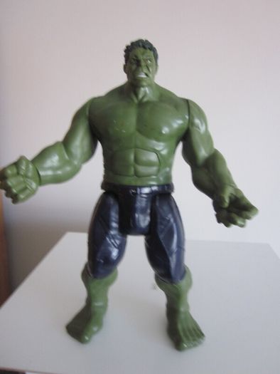 Incredible Hulk marvel Talking Figure12"
