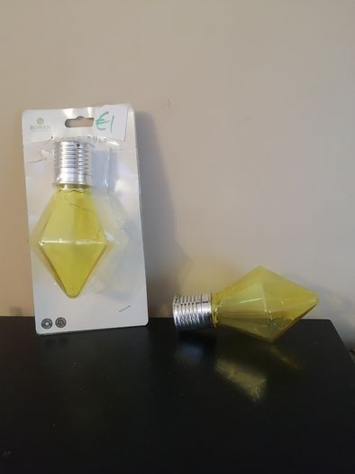 Garden solar lights both new