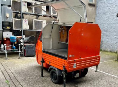 Food Truck - Piaggio Ape / Tuk Tuk
