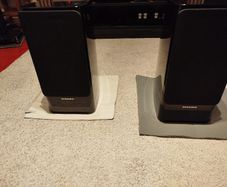 Dynaudio contour 20i Black high gloss.