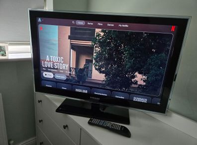 32 inch tv