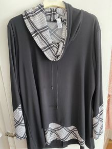 Joseph Ribkoff Tunic Top
