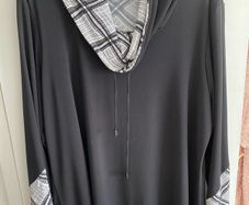 Joseph Ribkoff Tunic Top