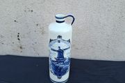 Blue delft bottle postage possible